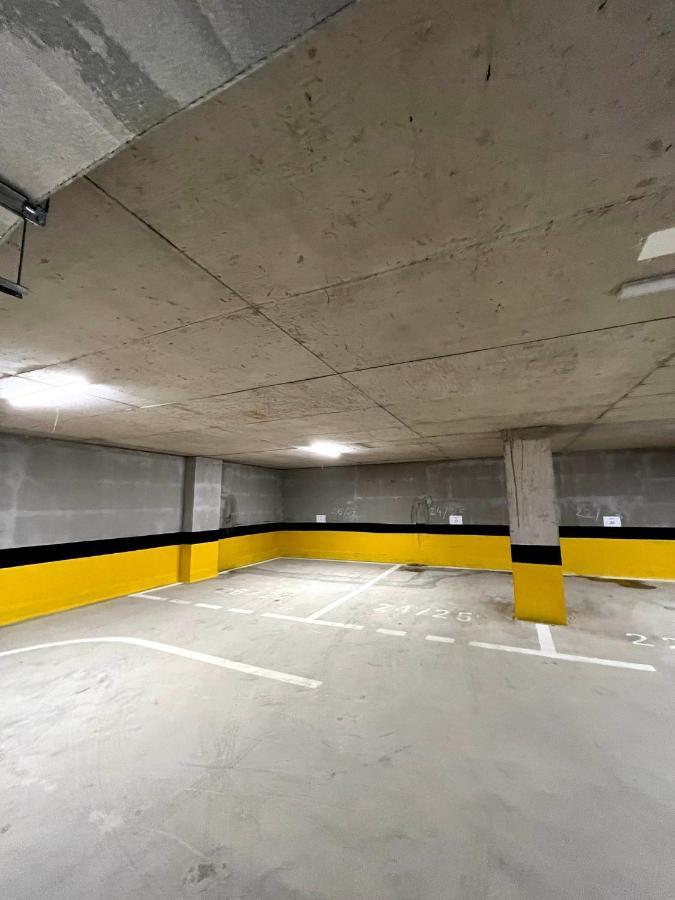 Darki Apartments 3 - Very Central Stay With Free Parking オフリド エクステリア 写真