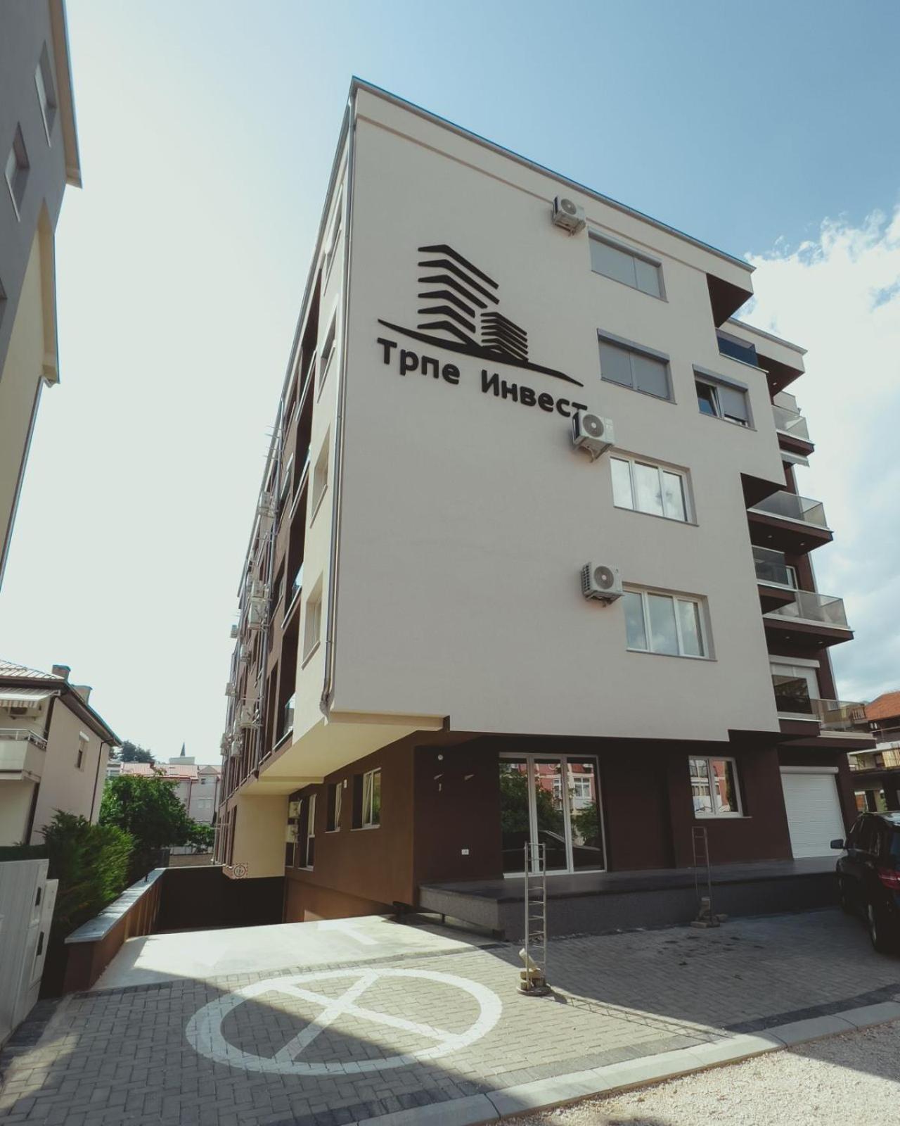 Darki Apartments 3 - Very Central Stay With Free Parking オフリド エクステリア 写真