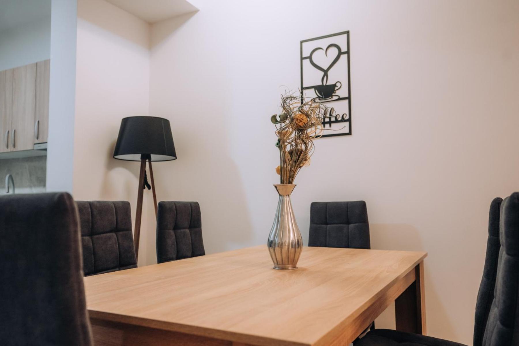 Darki Apartments 3 - Very Central Stay With Free Parking オフリド エクステリア 写真