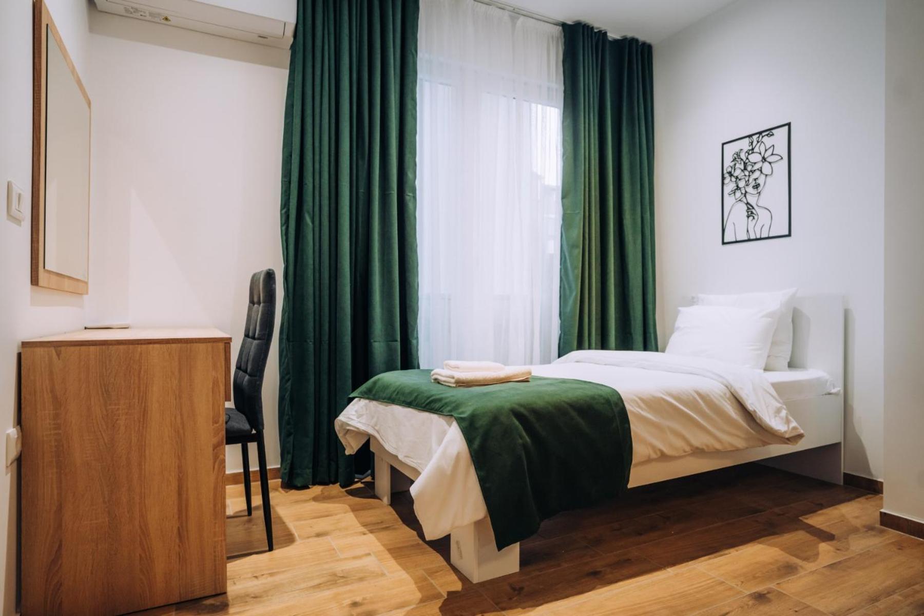 Darki Apartments 3 - Very Central Stay With Free Parking オフリド エクステリア 写真