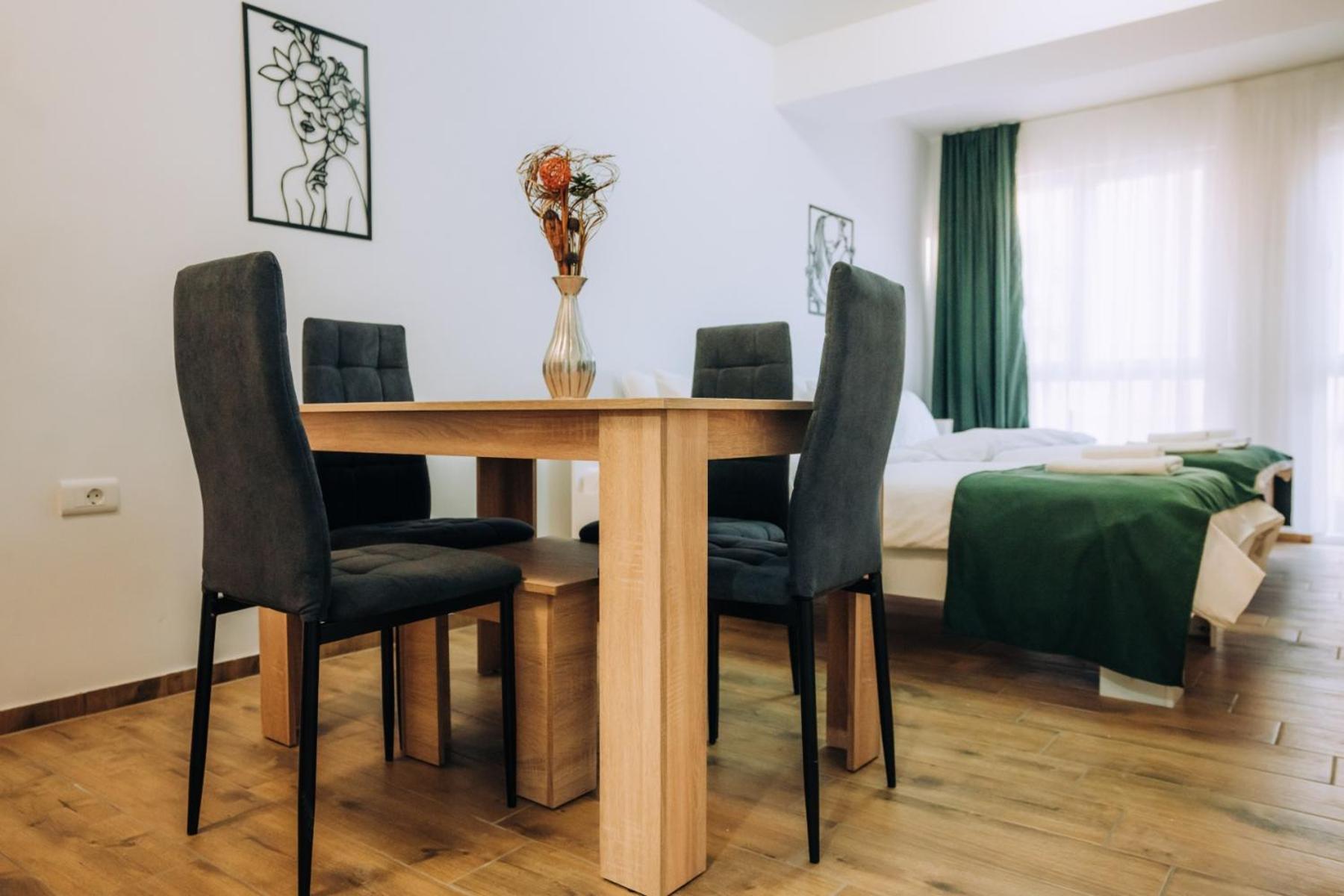 Darki Apartments 3 - Very Central Stay With Free Parking オフリド エクステリア 写真